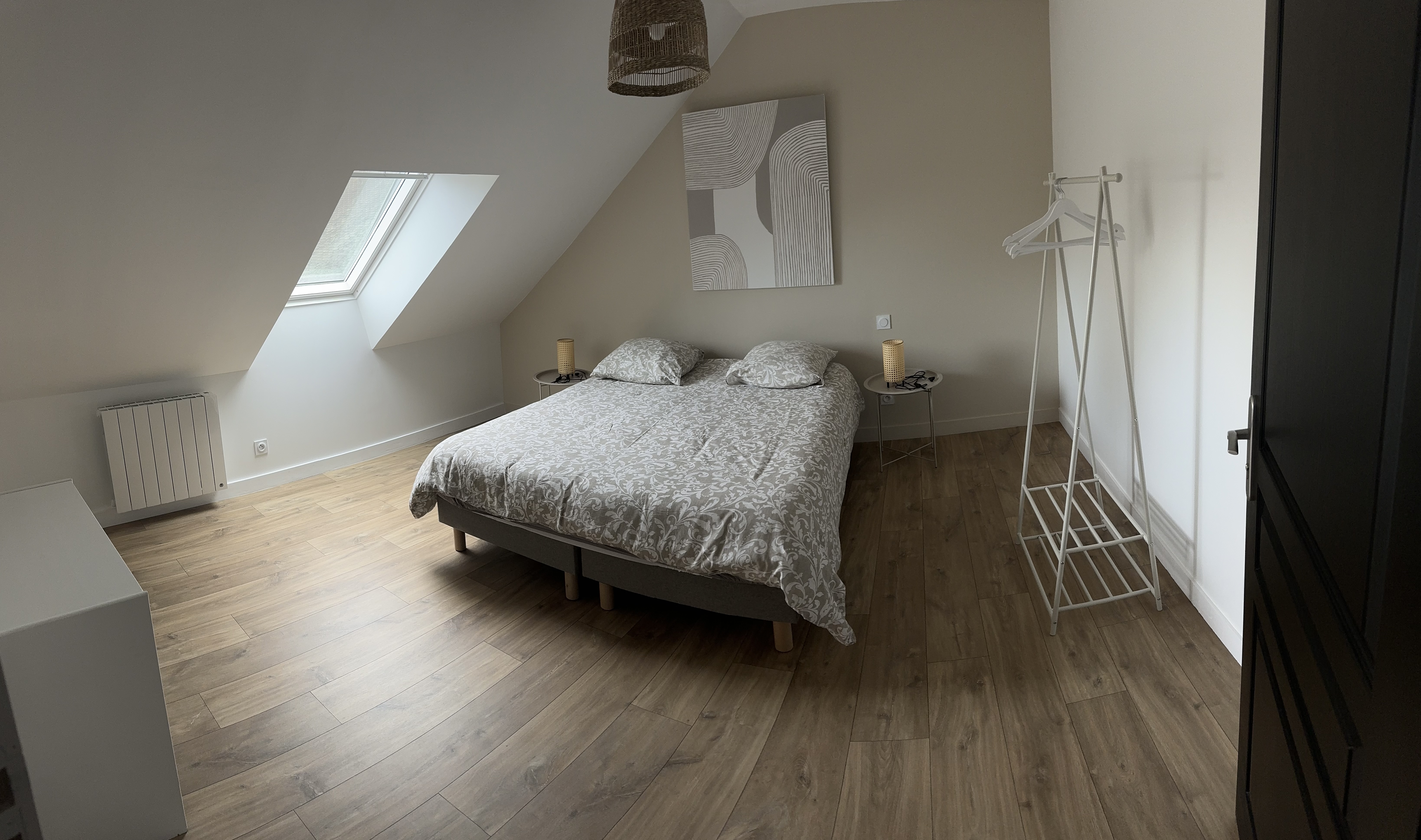Chambre avec lit