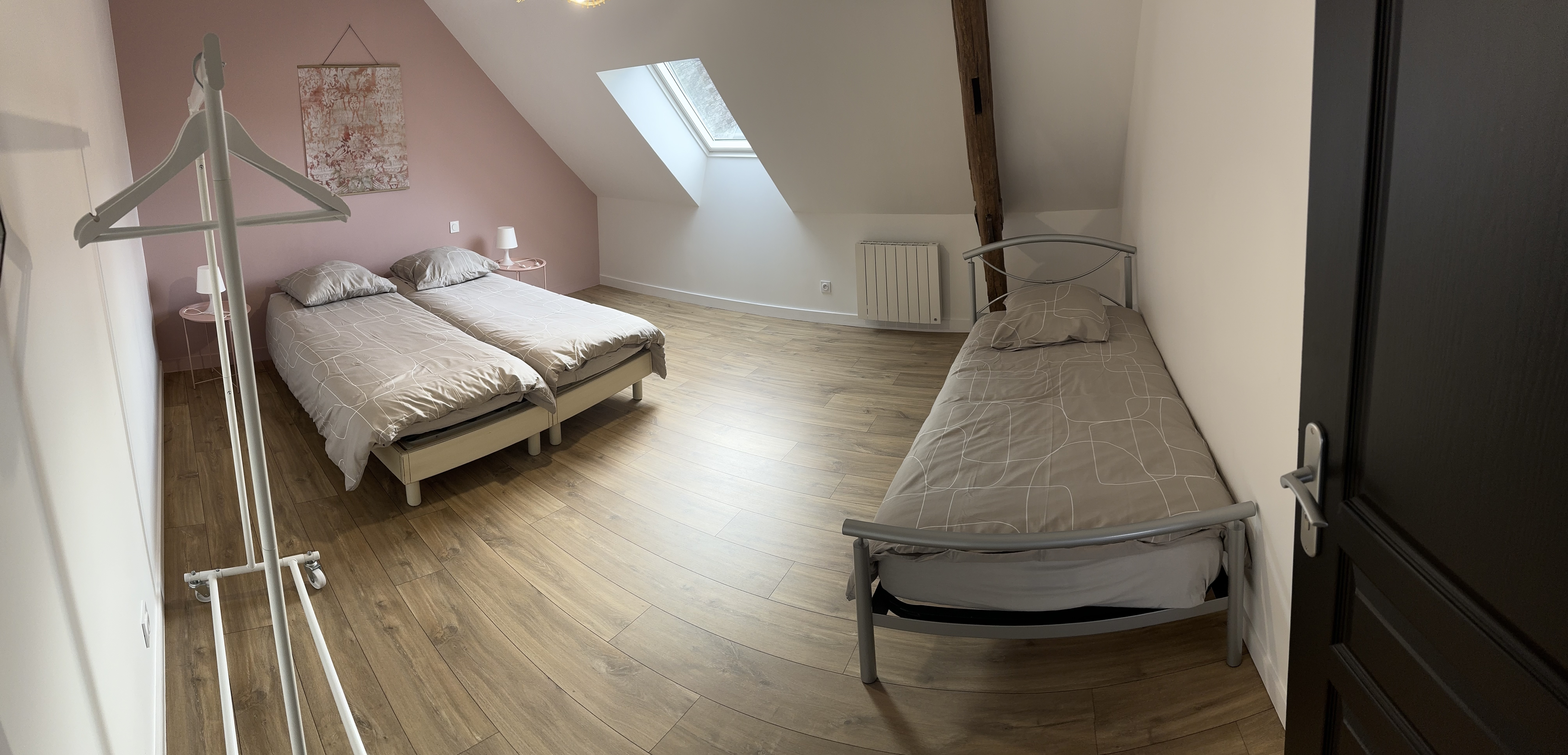 Chambre avec lit